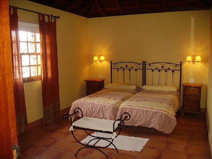 Апартаменты Los Llanos Negros