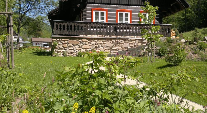 Отель Chalupa Šípková