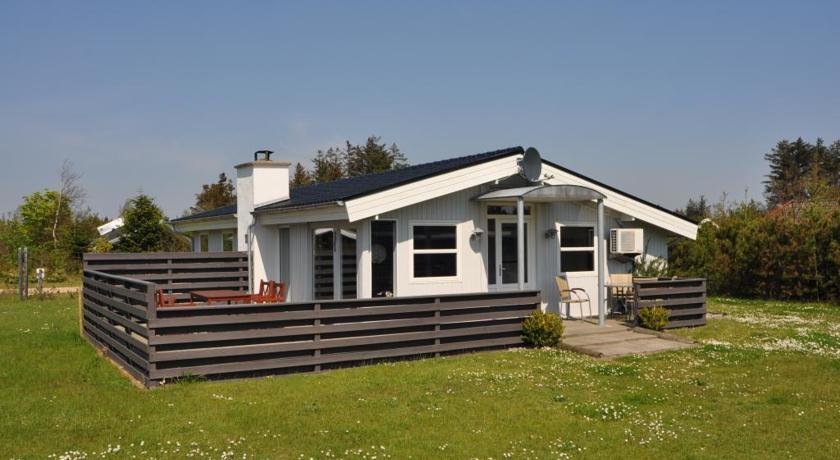 Апартаменты Holiday home Lathyrusvej 308