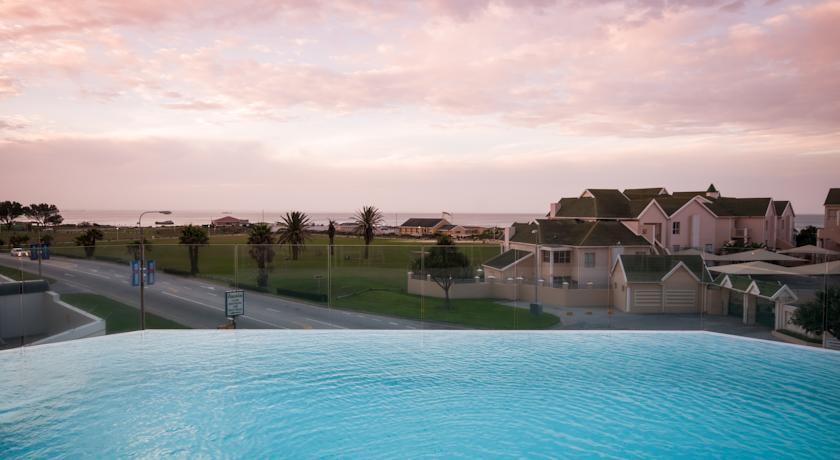 Отель Radisson Blu Hotel, Port Elizabeth