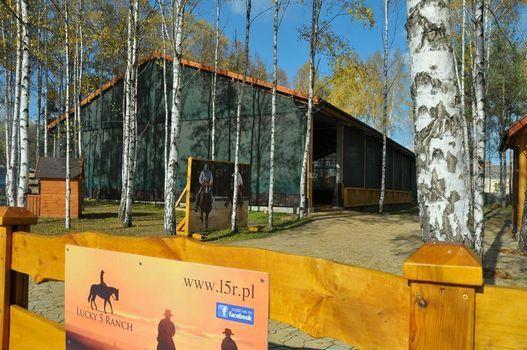 Отель Lucky 5 Ranch