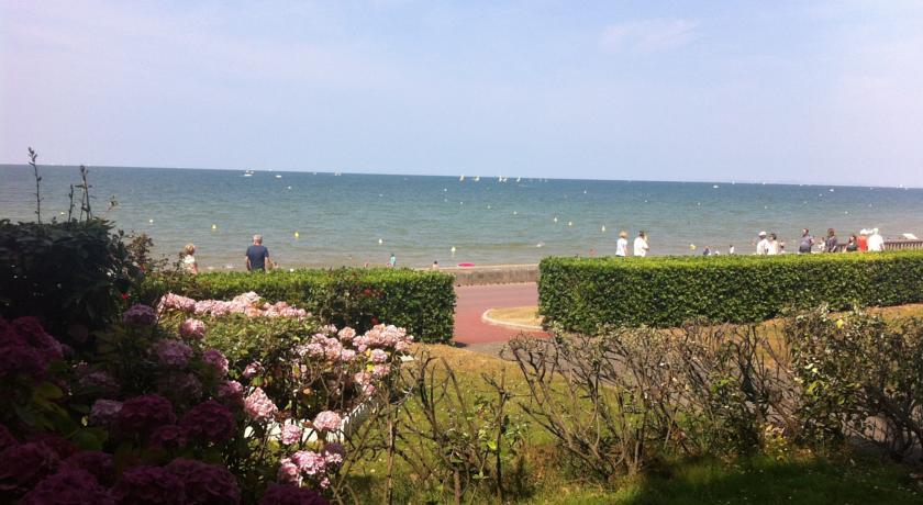Apartment Front de Mer Cabourg
