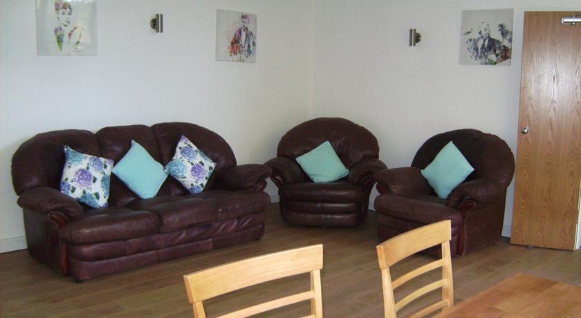 Мини-отель Brook Barn B&B