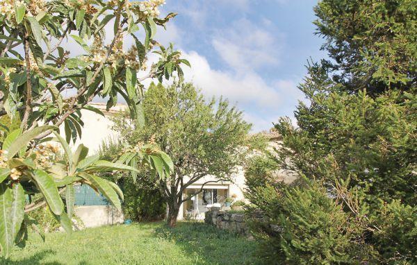 Апартаменты Holiday home Visan GH-930