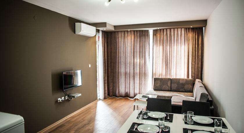 Апартаменты Imperial Garden Apartment