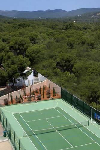Отель Invisa Ereso