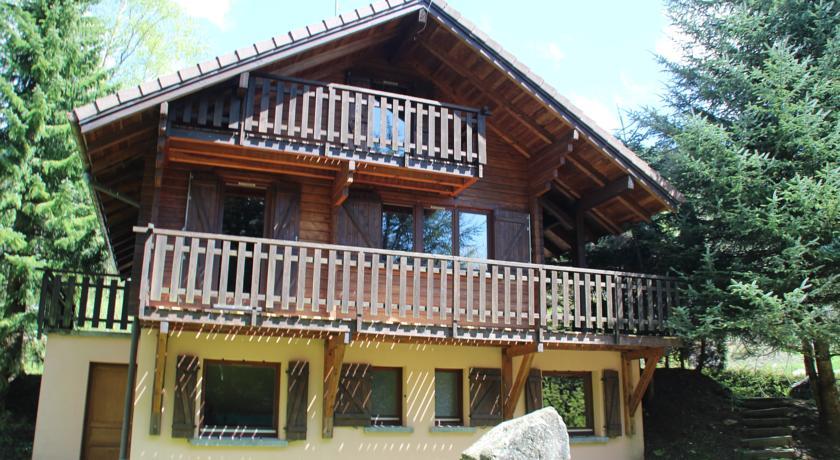 Отель Chalet individuel en madrier VOLOGNE 5 chambres