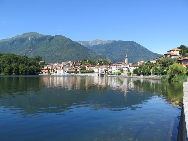 Мини-отель Camera con Vista Bed & Breakfast - Verbania