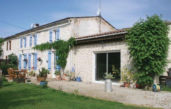 Апартаменты Holiday home Reminiac H-725