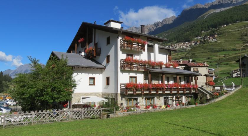 Отель Albergo Castello