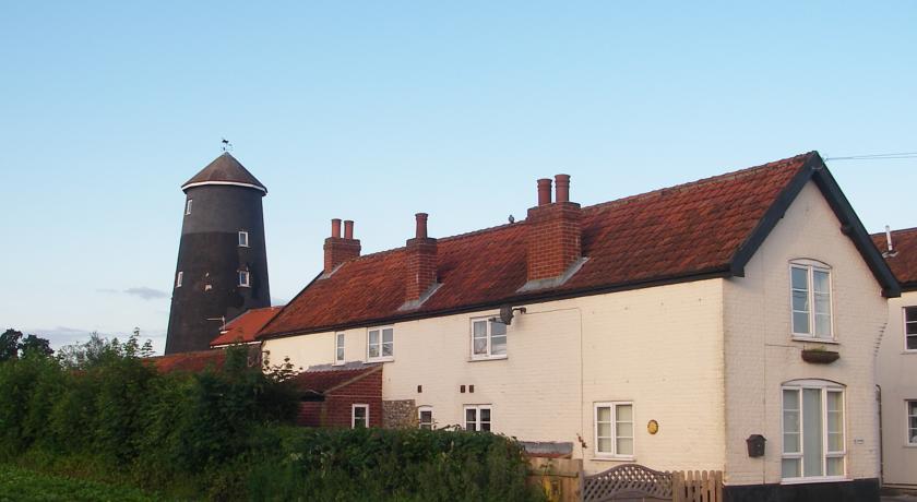 Апартаменты Mill Workers Cottage