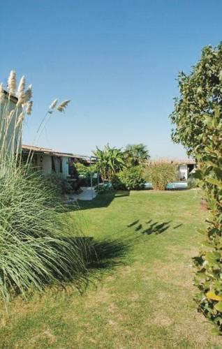 Апартаменты Holiday home Saint Medard M-743