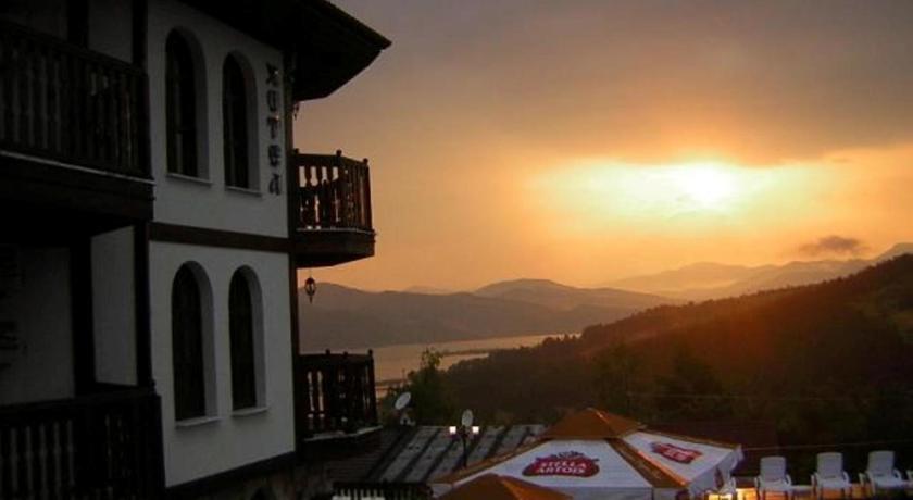 Отель Hotel Yazovir Kardhzali