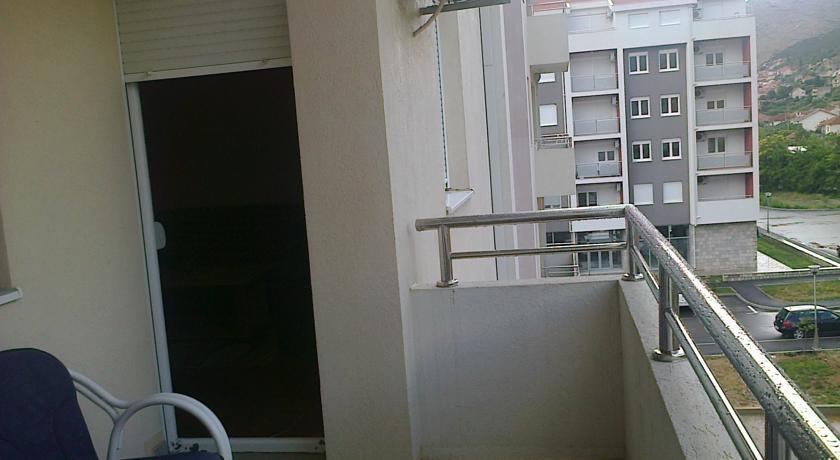 Апартаменты Apartment Djuzelovic