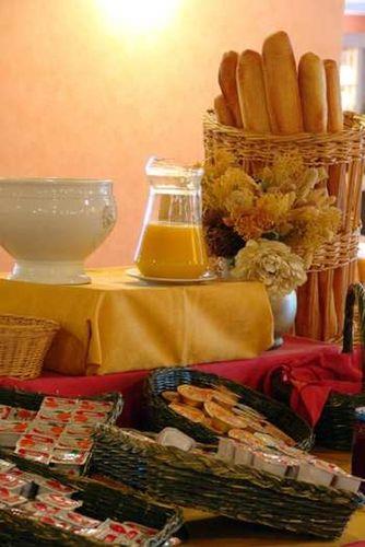 Отель Hotel restaurant Inter-Hotel Otelinn