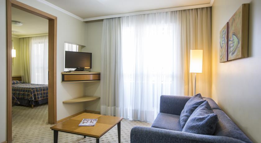 Отель Howard Johnson Sao Jose dos Pinhais