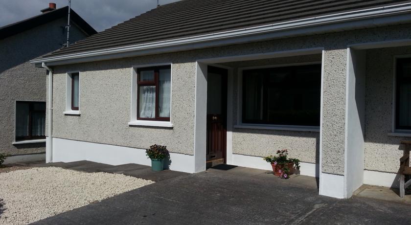 Апартаменты Allingham Court - 2 Bedroom Bungalow