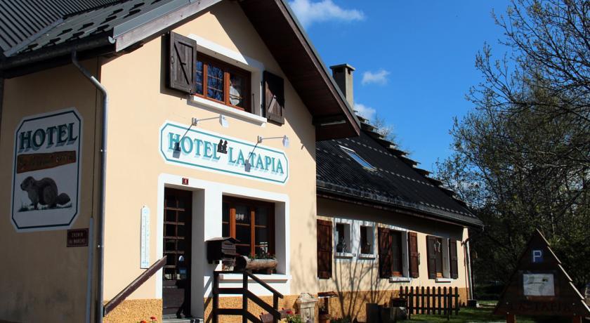 Отель Hôtel La Tapia