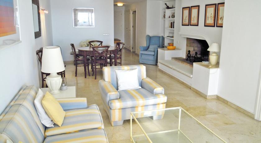 Апартаменты Apartamento Guadalmina Baja
