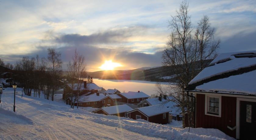 Отель Karolinen Cottages & Apartments