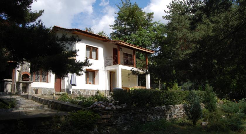 Апартаменты Guest House Krisi