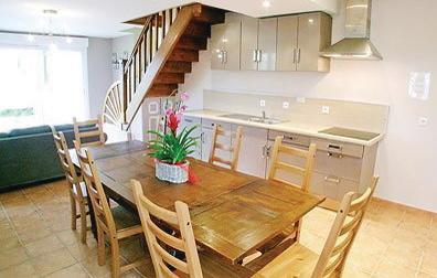 Апартаменты Holiday home Fruges MN-1083