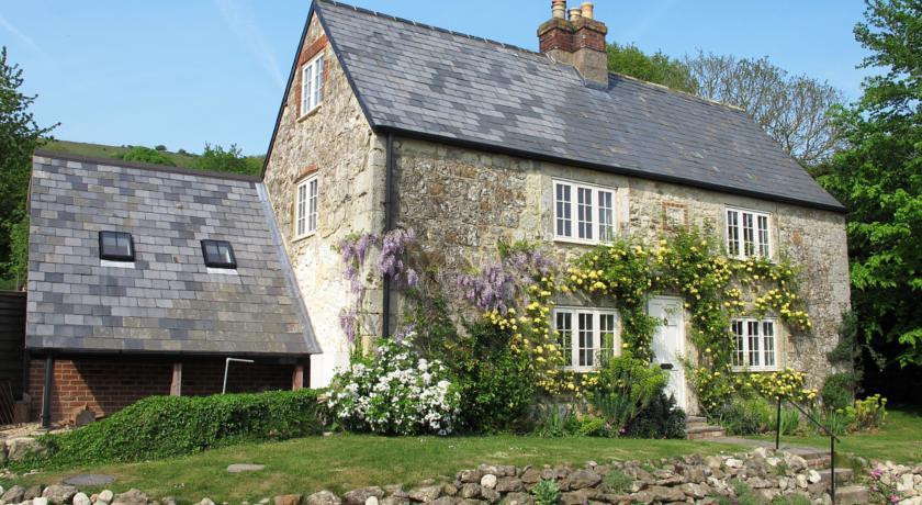 Отель Mersley Farm Cottages