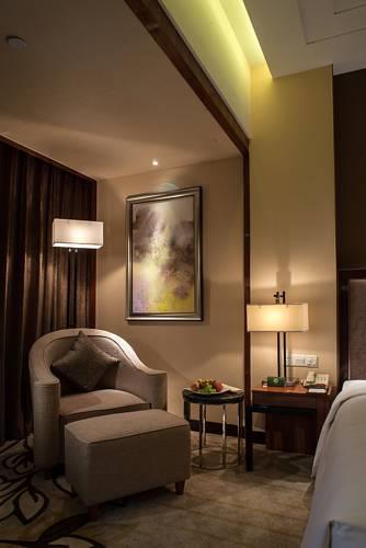 Phoenix International Hotel