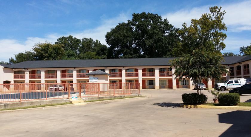 Отель Cajun Inn