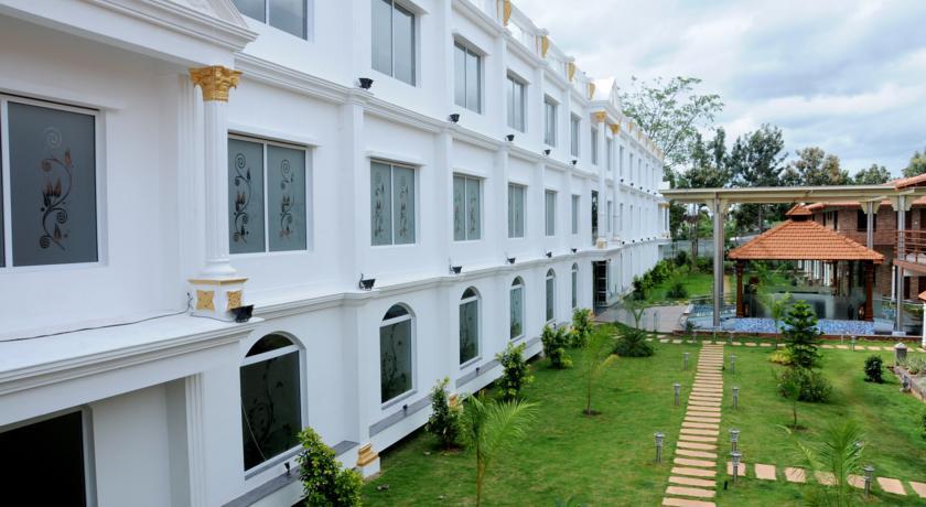 Отель Jal Mahal Resort & Spa
