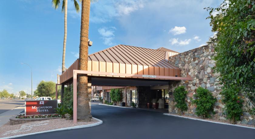 Отель Magnuson Hotel Papago Inn