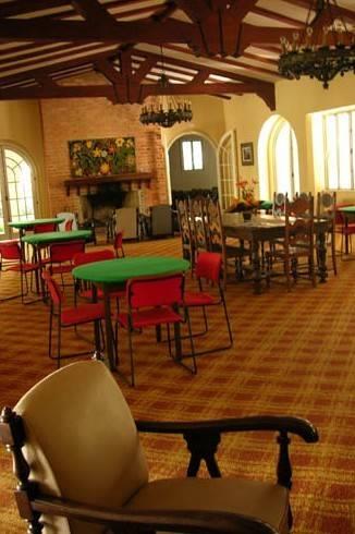 Отель Hotel Gloria Caxambu