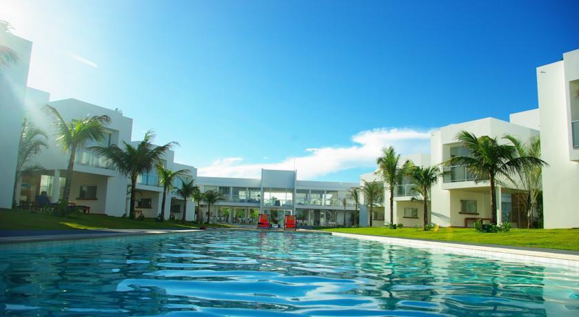 Отель B Blue Beachouses