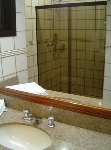 Отель Hotel Araçá