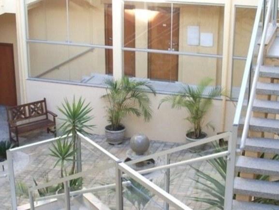 Отель Ferian Plaza Hotel