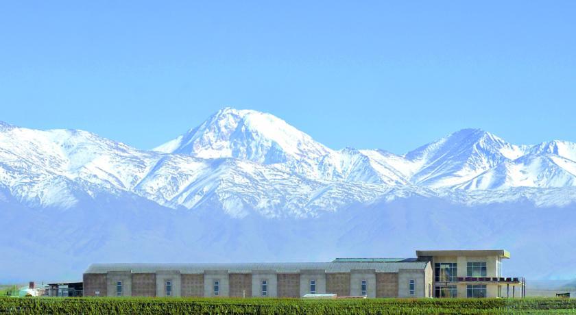 Отель Lodge Domaine Bousquet