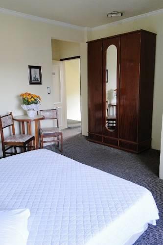 Отель Hotel Lopes Caxambu