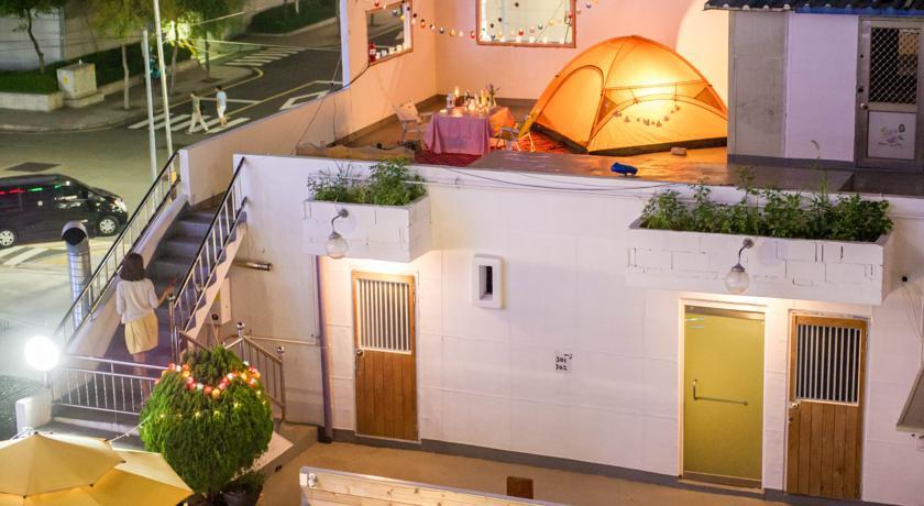 Elly Guesthouse