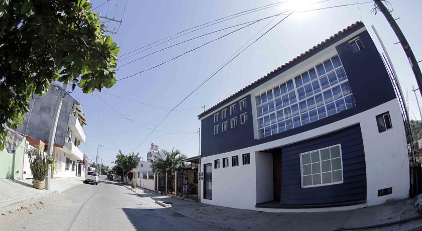 Гостевой дом Hostal Azul y Blanco