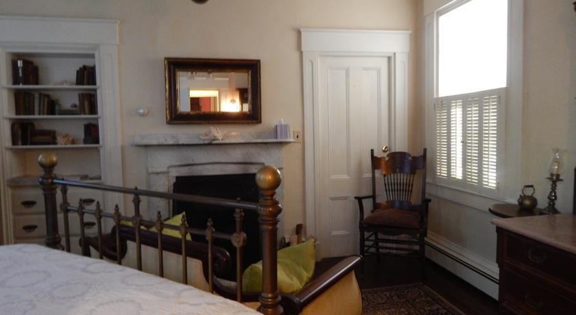 Мини-отель Beechwood Inn B&B