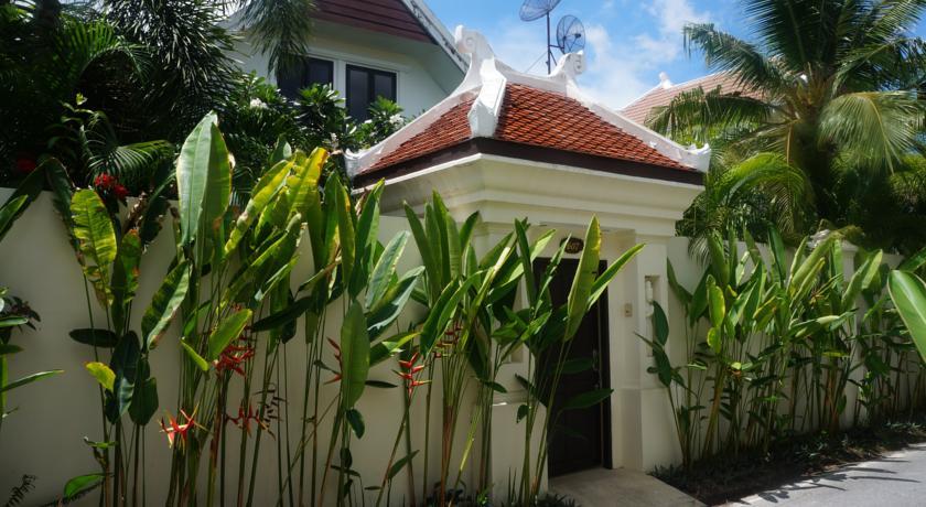 Вилла 4 Bedroom Villa Beachfront Ban Amphoe