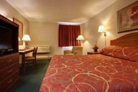 Americas Best Value Inn St. Louis / South