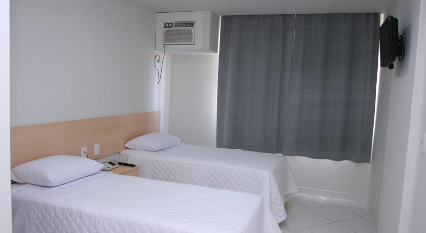 Отель Hotel Arezzu