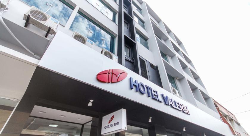 Отель Hotel Valerim Itajaí