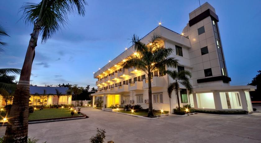 Royal Golden View Hotel