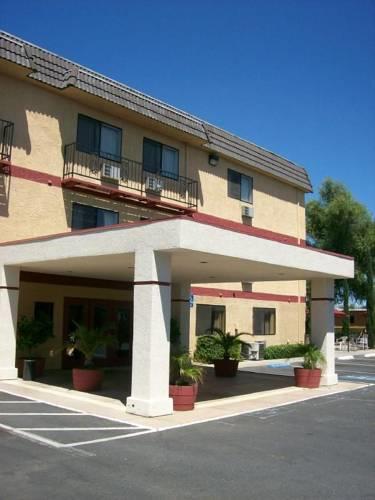 Отель Econo Lodge Inn & Suites Yuba City