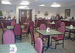 Отель Comfort Inn & Suites