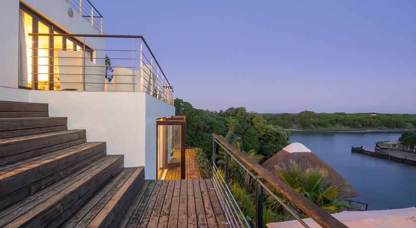 Апартаменты St. Francis Bay Sunset Lodge