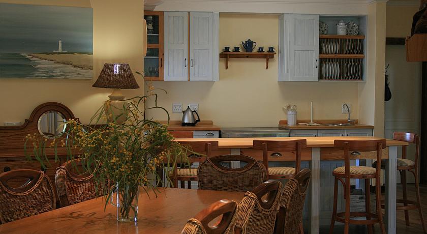 Вилла The Golf House