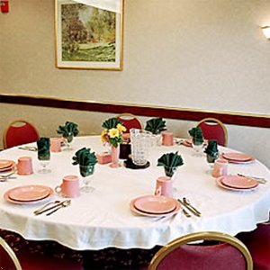 Отель Courtyard by Marriott Willoughby